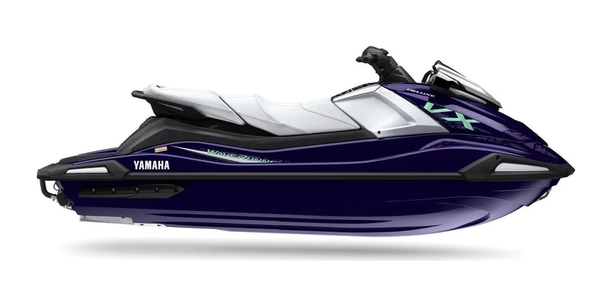 Yamaha VX DeLuxe, από το πλάι